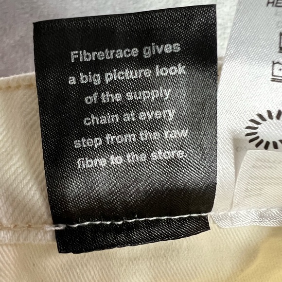 NWT Reformation Cynthia High Rise Straight Jeans Size 27 - Picture 9 of 16